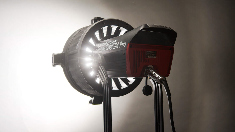 Soczewka Aputure F10 Fresnel Mount