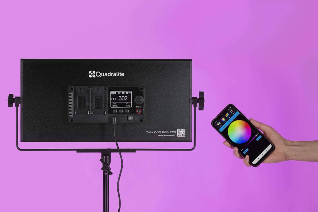 Lampa Quadralite Thea 600 RGB Pro