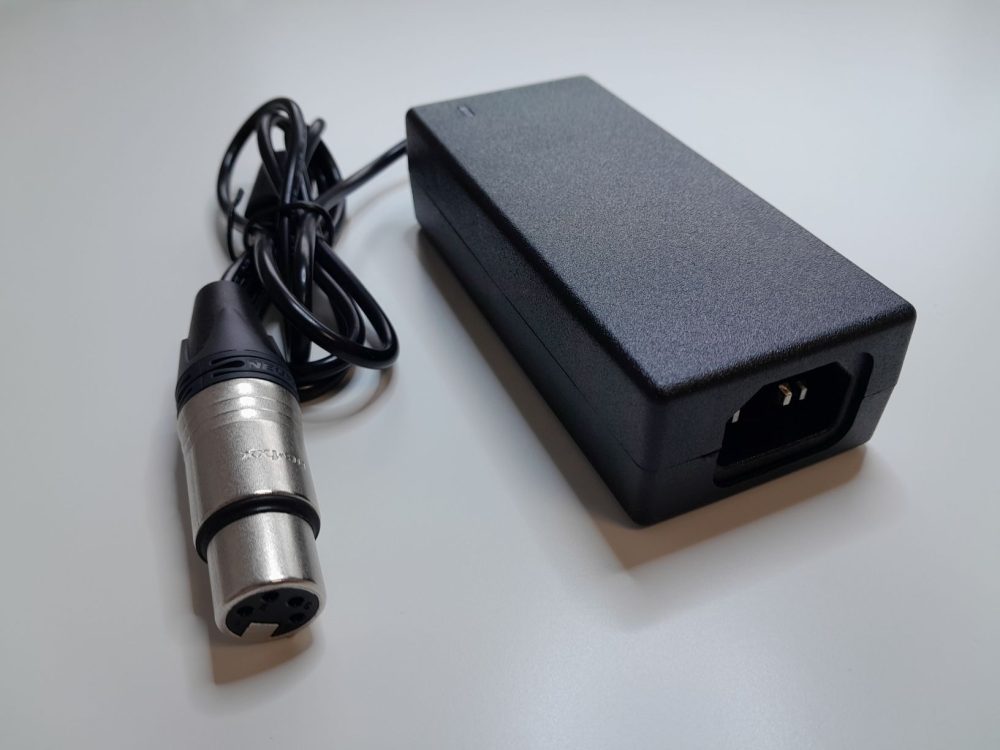 Zasilacz 12V 48W 4-pin XLR do Panasonic PTZ