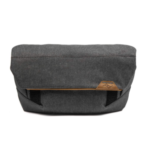 Torba Peak Design Field Pouch V2 Charcoal – grafitowa, z paskiem