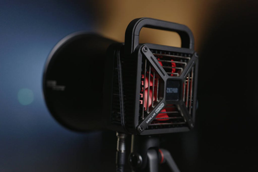 Zhiyun LED Molus G300 Cob Light