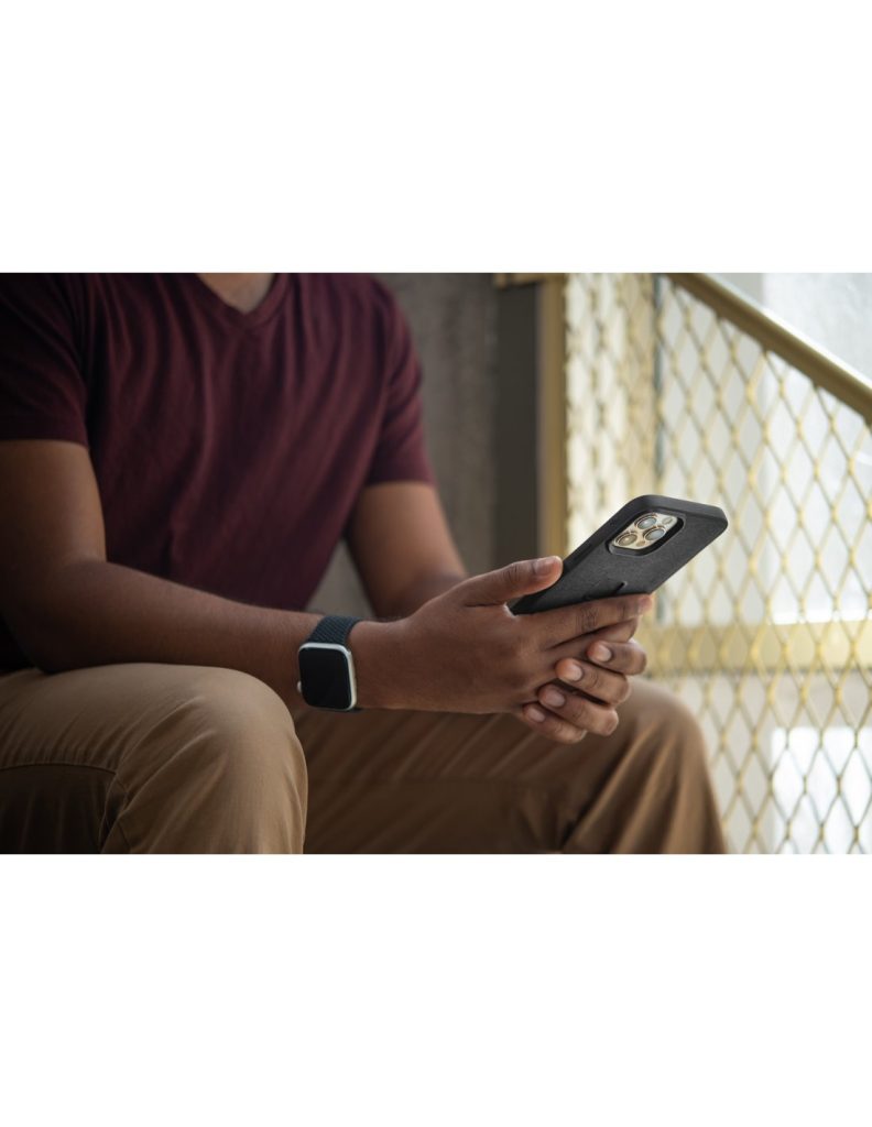 Peak Design Etui Everyday Case Fabric iPhone 17 Pro Charcoal - Grafitowy