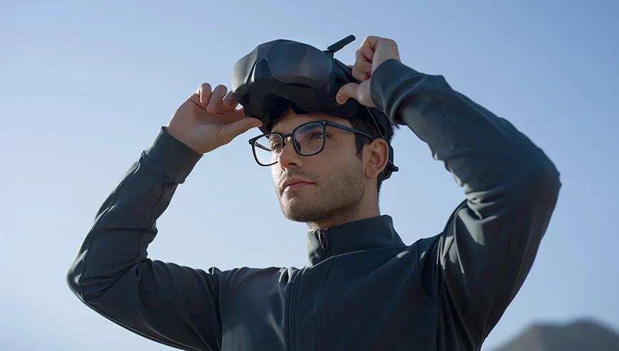 DJI Dron Avata 2 Fly Smart Combo (trzy baterie)