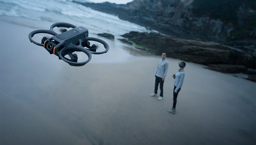 DJI Dron Avata 2 Fly Smart Combo (trzy baterie)