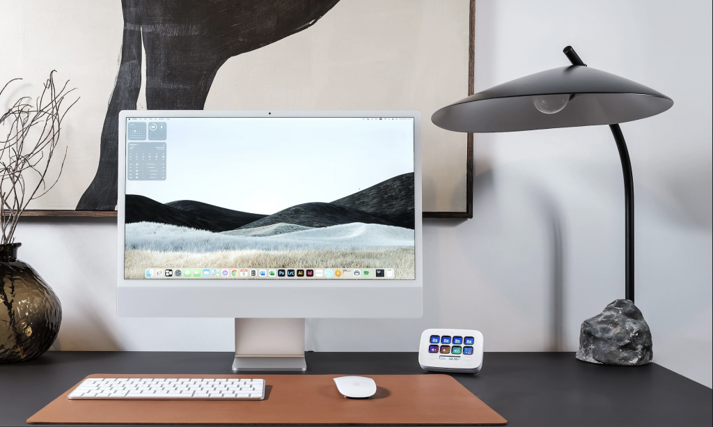 Elgato Stream Deck Neo
