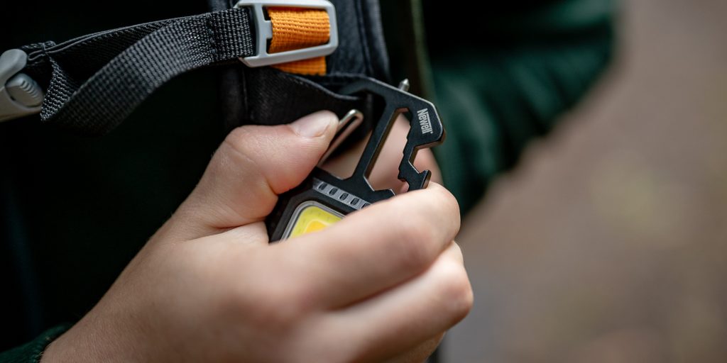 Newell Lampka LED Lunar Multitool + statyw