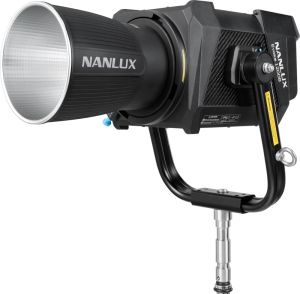 Nanlux Evoke 1200B Spot Light with Trolly Case Nanlux Evoke 1200B Spot Light with Trolly Case