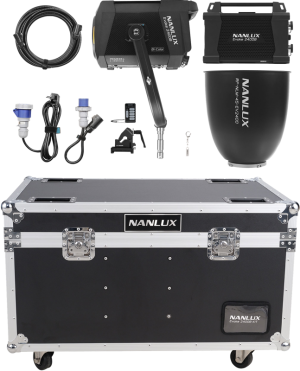 Nanlux Evoke 2400B Spot Light in Flight Case with 45° Reflector Nanlux Evoke 2400B Spot Light in Flight Case with 45° Reflector