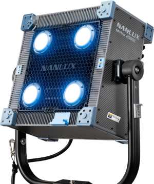 Nanlux Evoke Matrix 2500C Full-color Multi-Source Spot Light Kit in Flight Case Nanlux Evoke Matrix 2500C Full-color Multi-Source Spot Light Kit in Flight Case