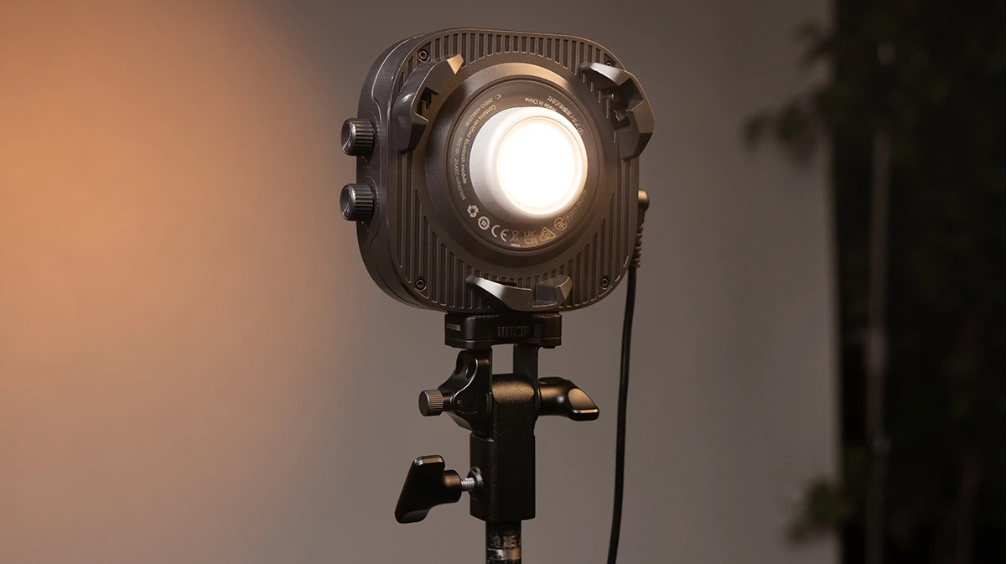 Amaran Lampa LED Halo 100x